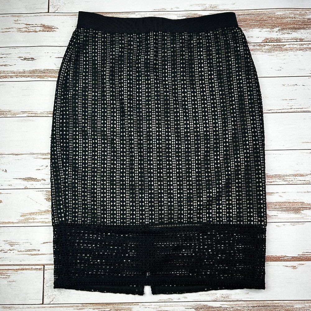 Ann Taylor Black Geometric Lace Overlay Pencil Skirt Size 0 Lined Back Slit